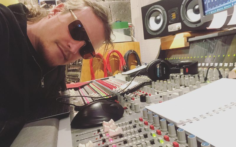Studioarbeit: Bei einer Session im Studio von Nikolaus Recordings. (Bild: Christian Stapff)